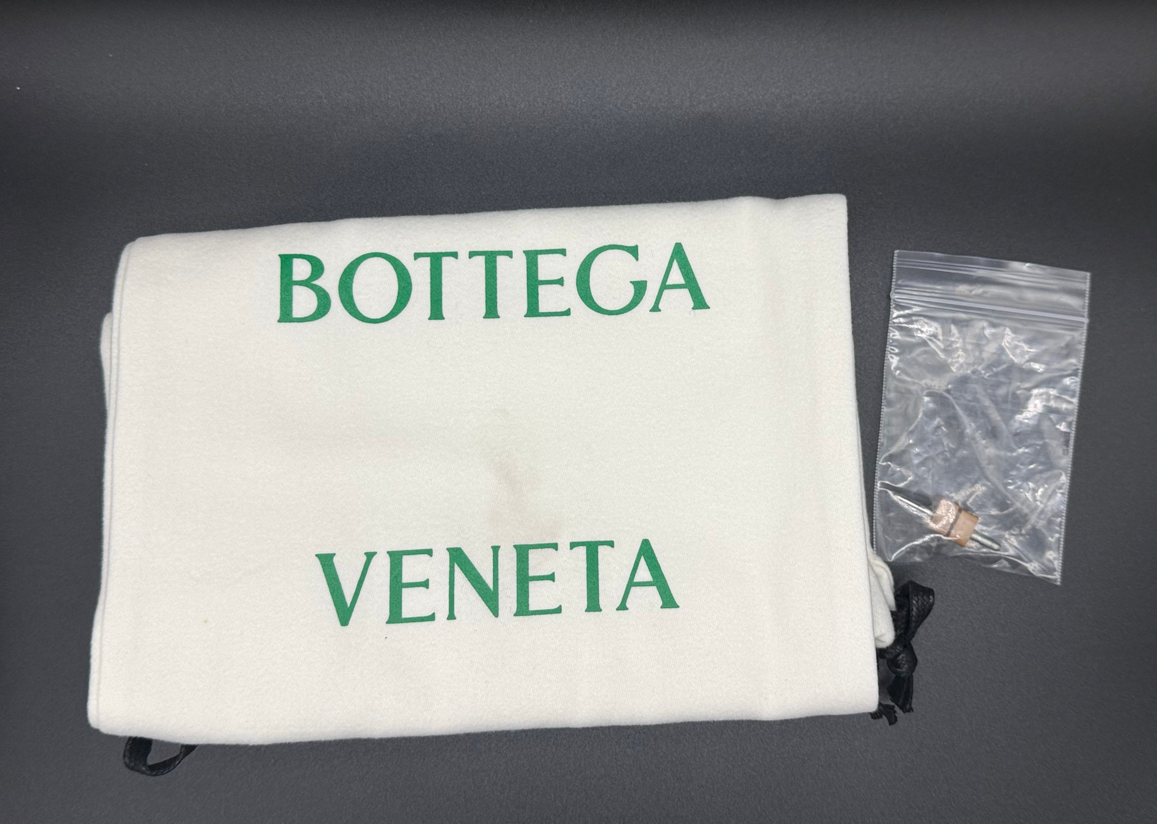 Bottega Veneta The Point Slingback Sandals in White Size 40 - Brand New