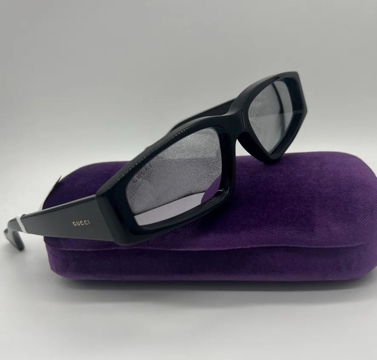 Gucci Black 58mm Rectangular Sunglasses with Mirrored Lens (GG0705) *Brand New*