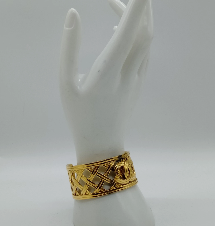 Chanel Bangle Gold 96P *Vintage*